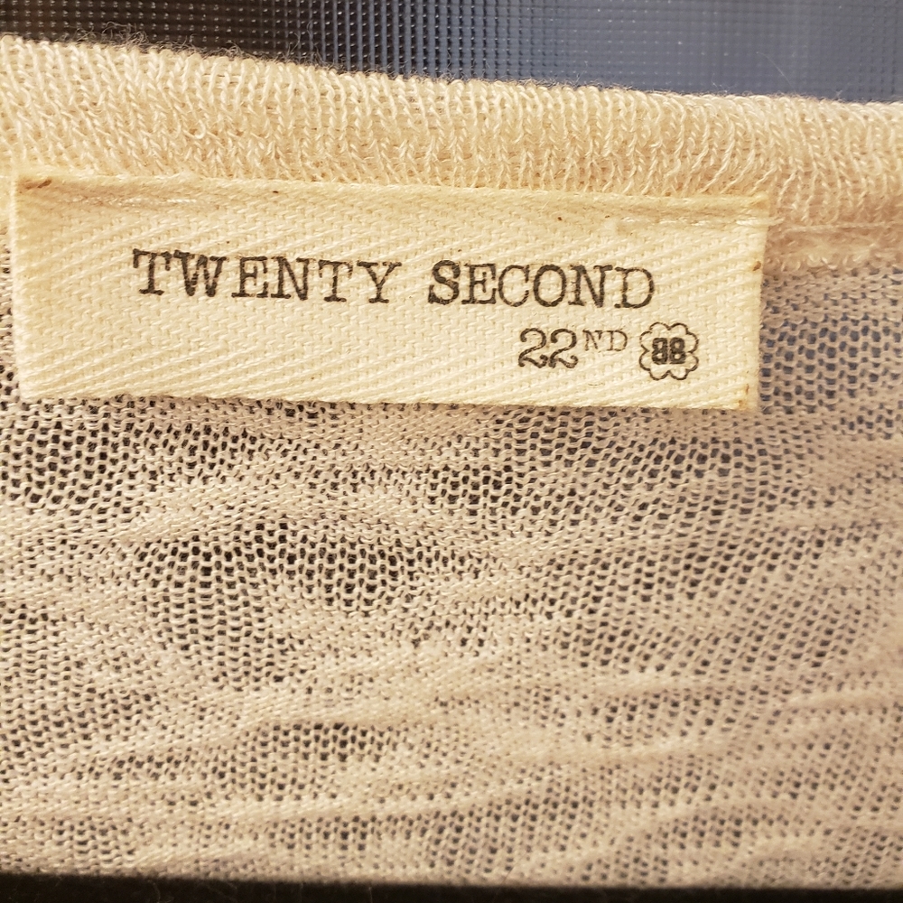 Twenty Second Long Sleeve Top - Picture 4 of 11